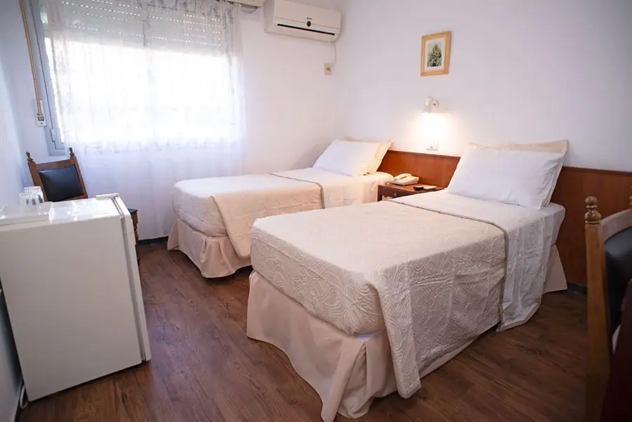 Habitación con dos camas